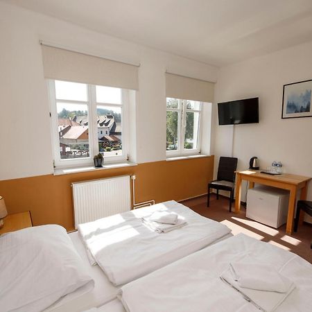 Rozmberk Inn 罗兹伯克那瓦塔 外观 照片