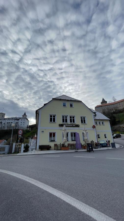 Rozmberk Inn 罗兹伯克那瓦塔 外观 照片