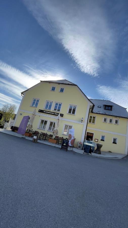 Rozmberk Inn 罗兹伯克那瓦塔 外观 照片
