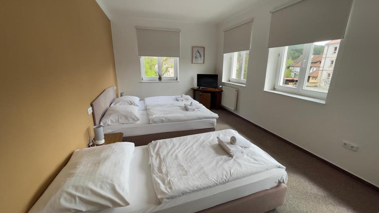 Rozmberk Inn 罗兹伯克那瓦塔 外观 照片