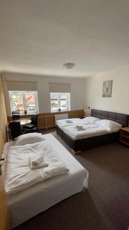 Rozmberk Inn 罗兹伯克那瓦塔 外观 照片
