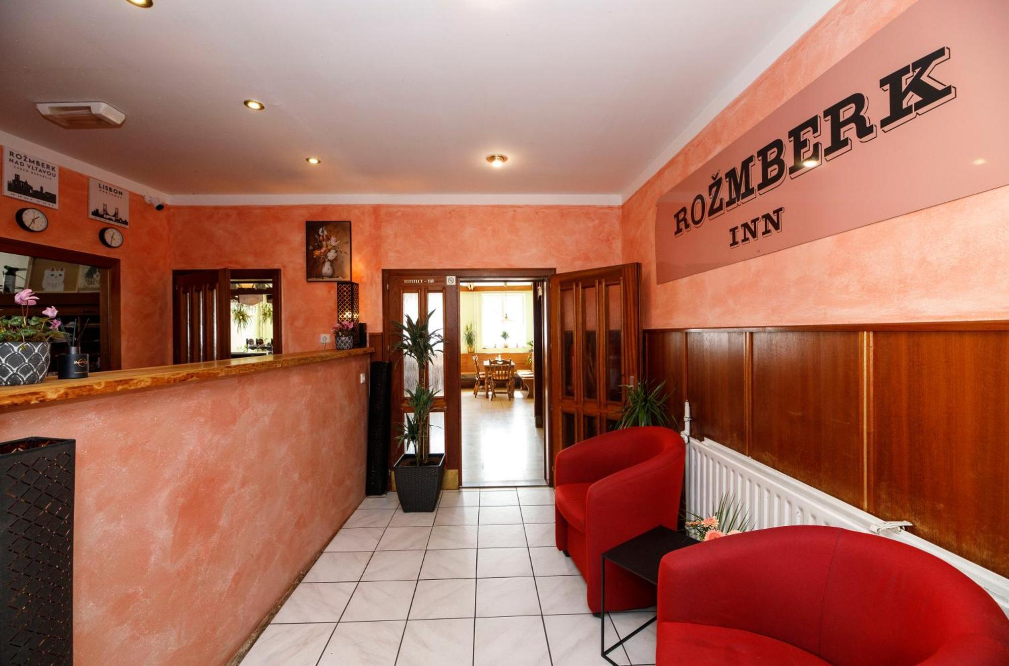 Rozmberk Inn 罗兹伯克那瓦塔 外观 照片